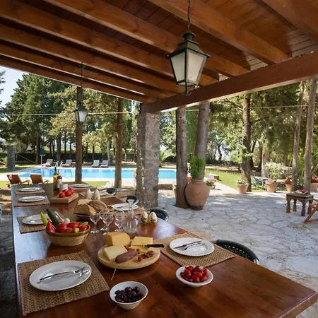 Villa Kirki Gastouri (Corfu)