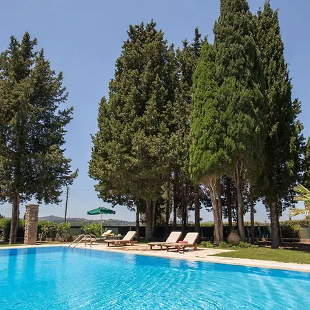 Kirki Villa Gastouri (Corfu)