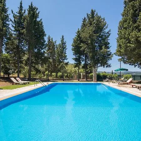 Kirki Villa Gastouri (Corfu)