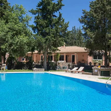 Kirki By Vintage Travel Γαστούρι