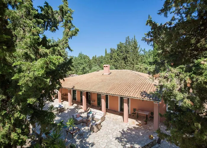 Kirki Villa